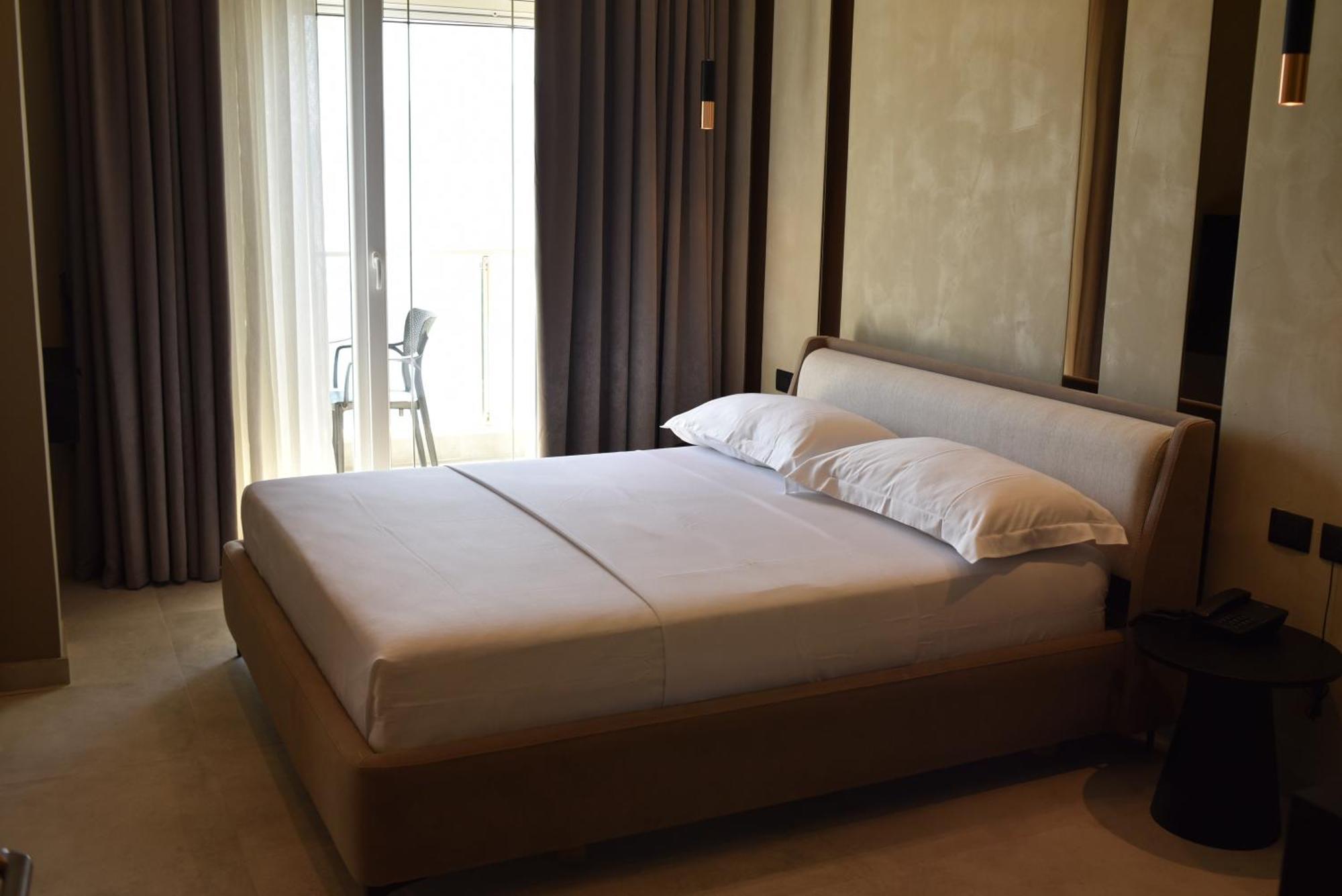 Nuna Hotel Radhimë Εξωτερικό φωτογραφία