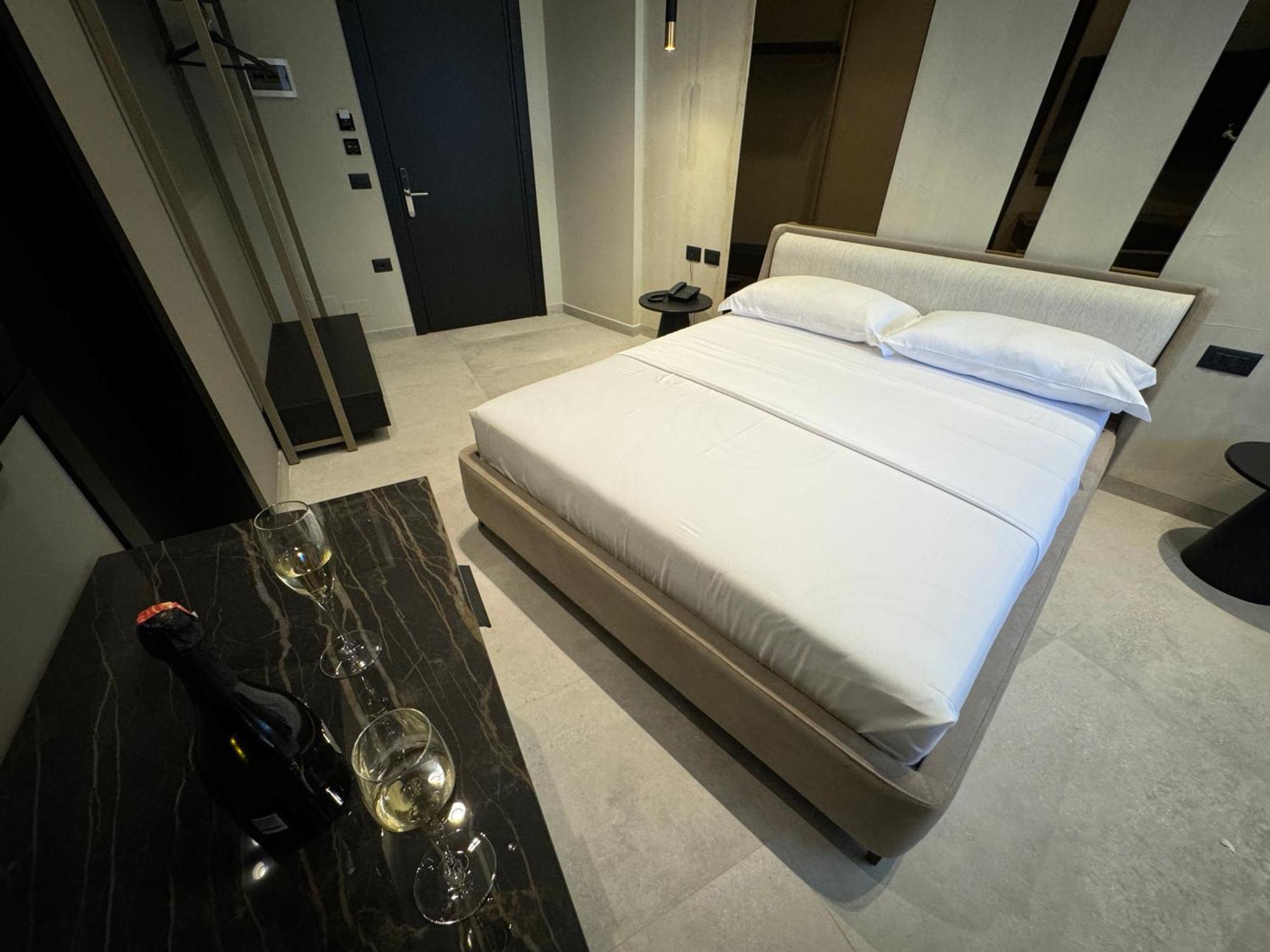 Nuna Hotel Radhimë Εξωτερικό φωτογραφία